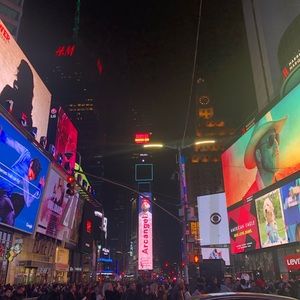 Meet your Posher, Daniela